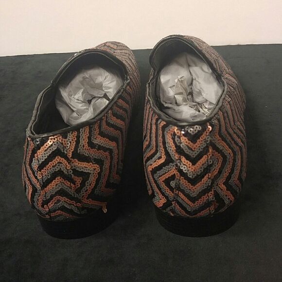 MEN'S AMALI SEQUIN PATTERN. SLIP ON DRESS SHOE - Picture 4 of 7